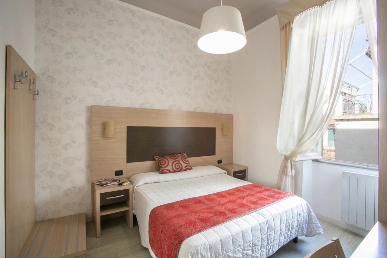 Hotel Playa Viareggio Esterno foto